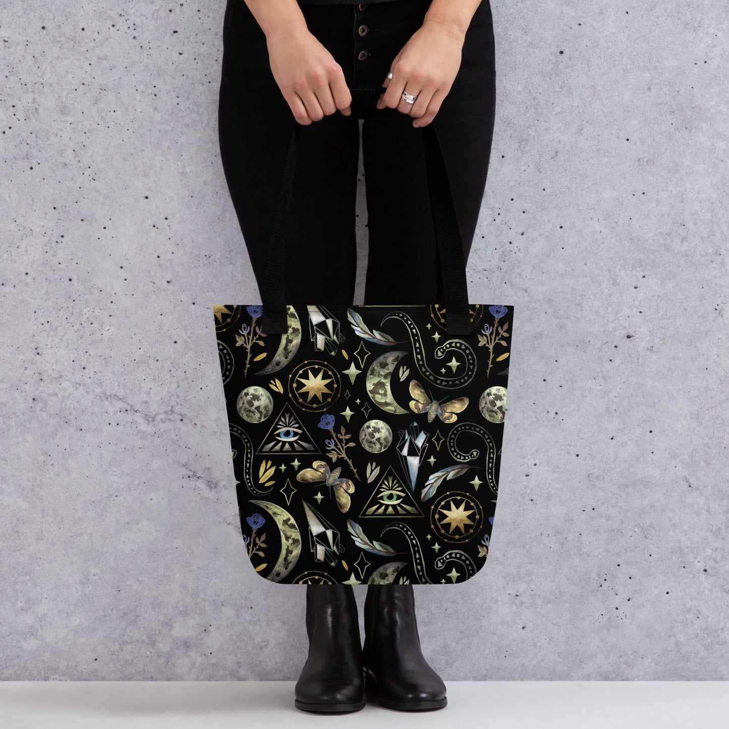 Mystische Büchertasche in Schwarz